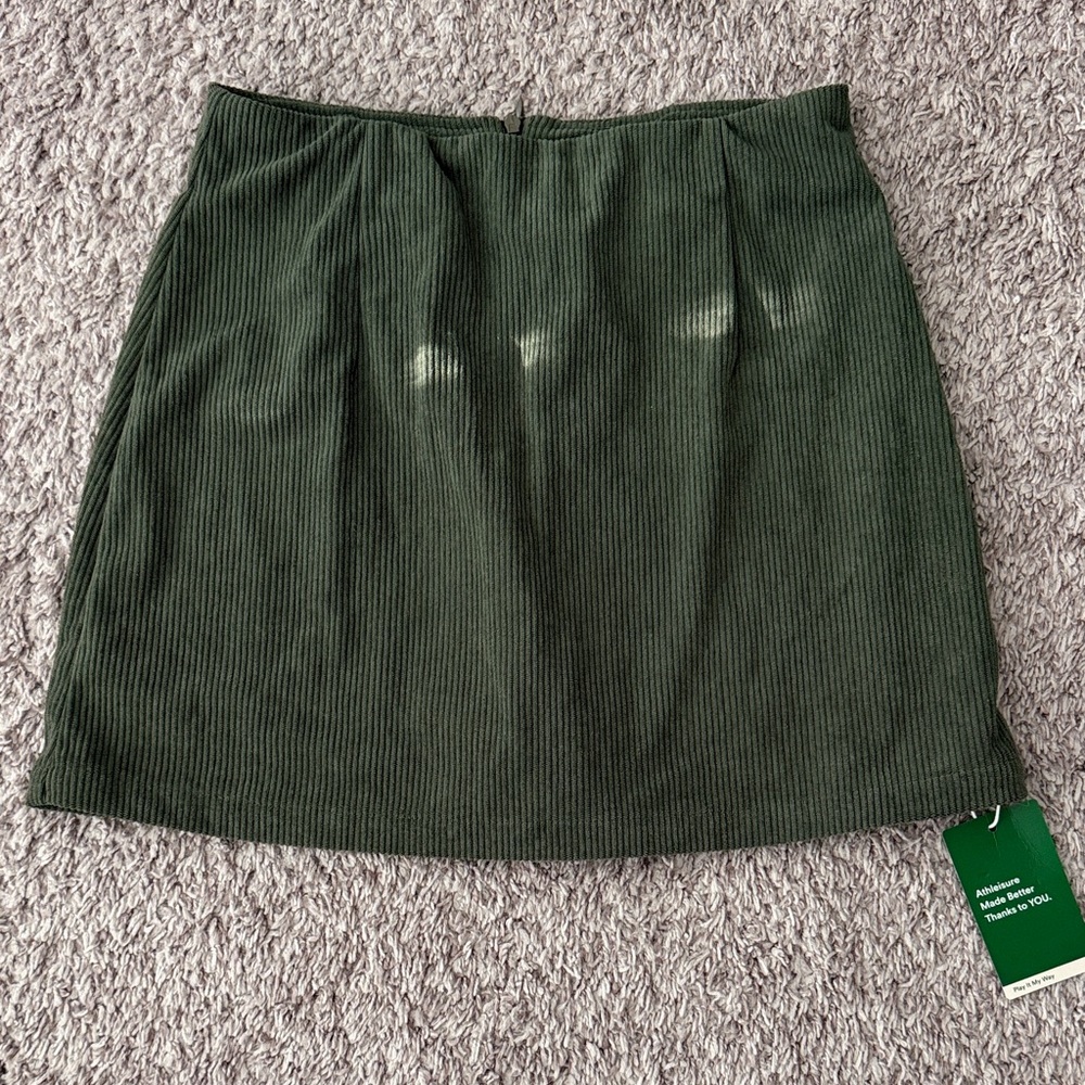 NWT New with Tags Halara High Waisted 2-in-1 Corduroy Mini Skirt